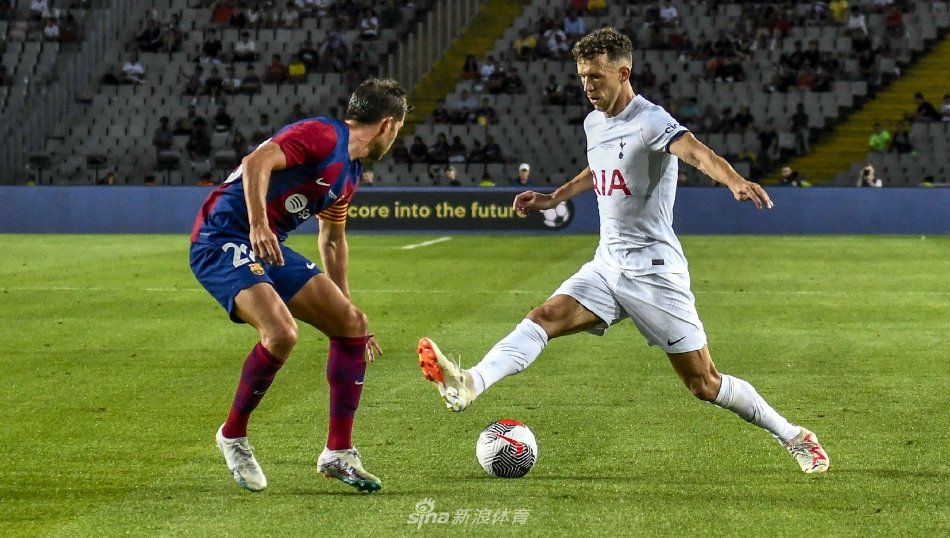 下的表现都 下的表现都