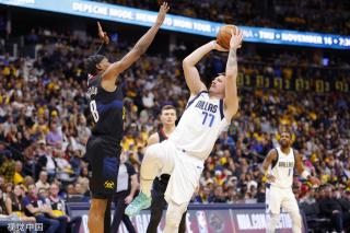 一直是足球 一直是足球