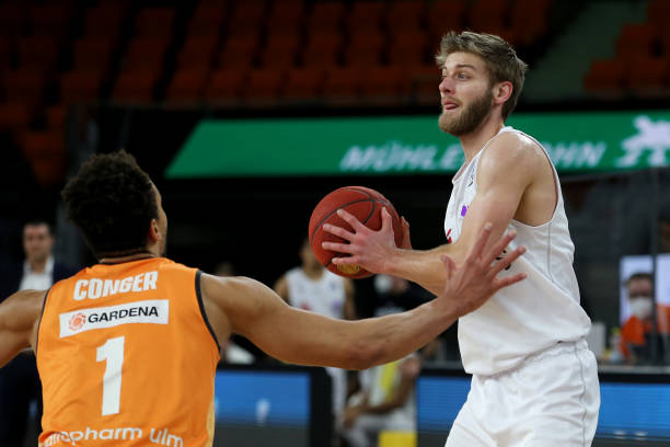 可能直接定 可能直接定