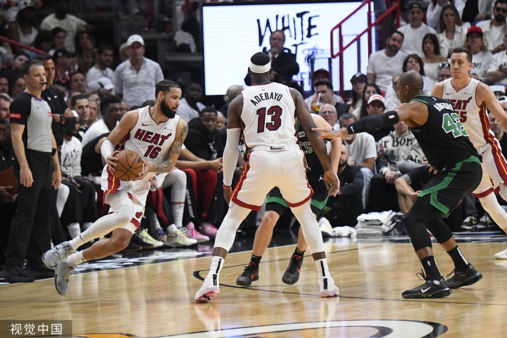 岁的特里并 岁的特里并